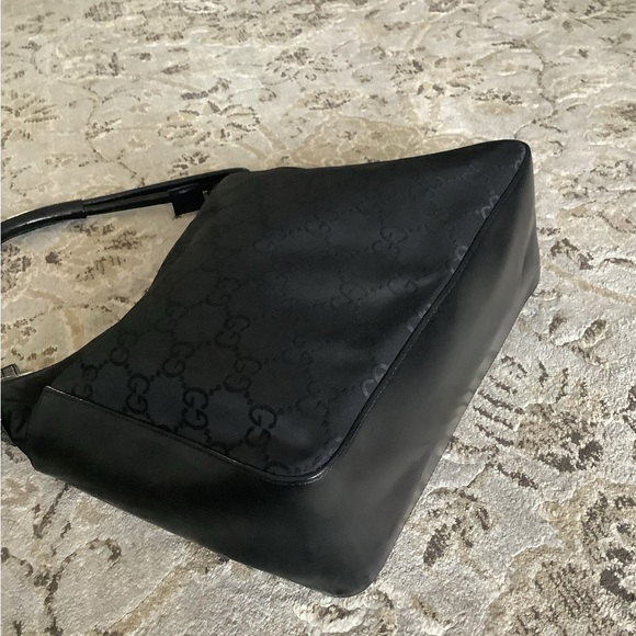 Authentic GUCCI GG canvas shoulder bag π·π·π· - Picture 10 of 15